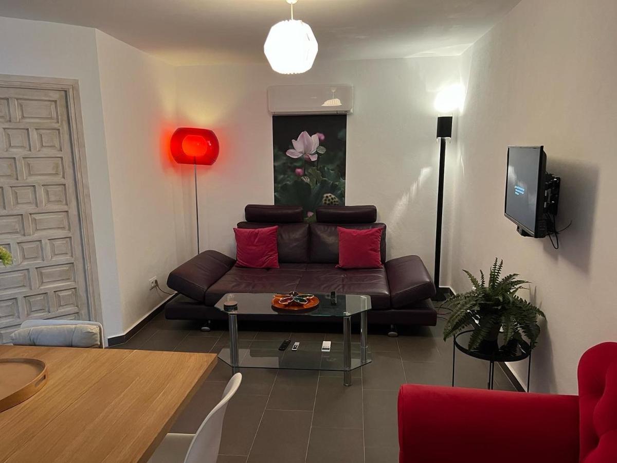 Villa El Loto Blanco Beautiful Apartment For Rent. เบนิสซา ภายนอก รูปภาพ