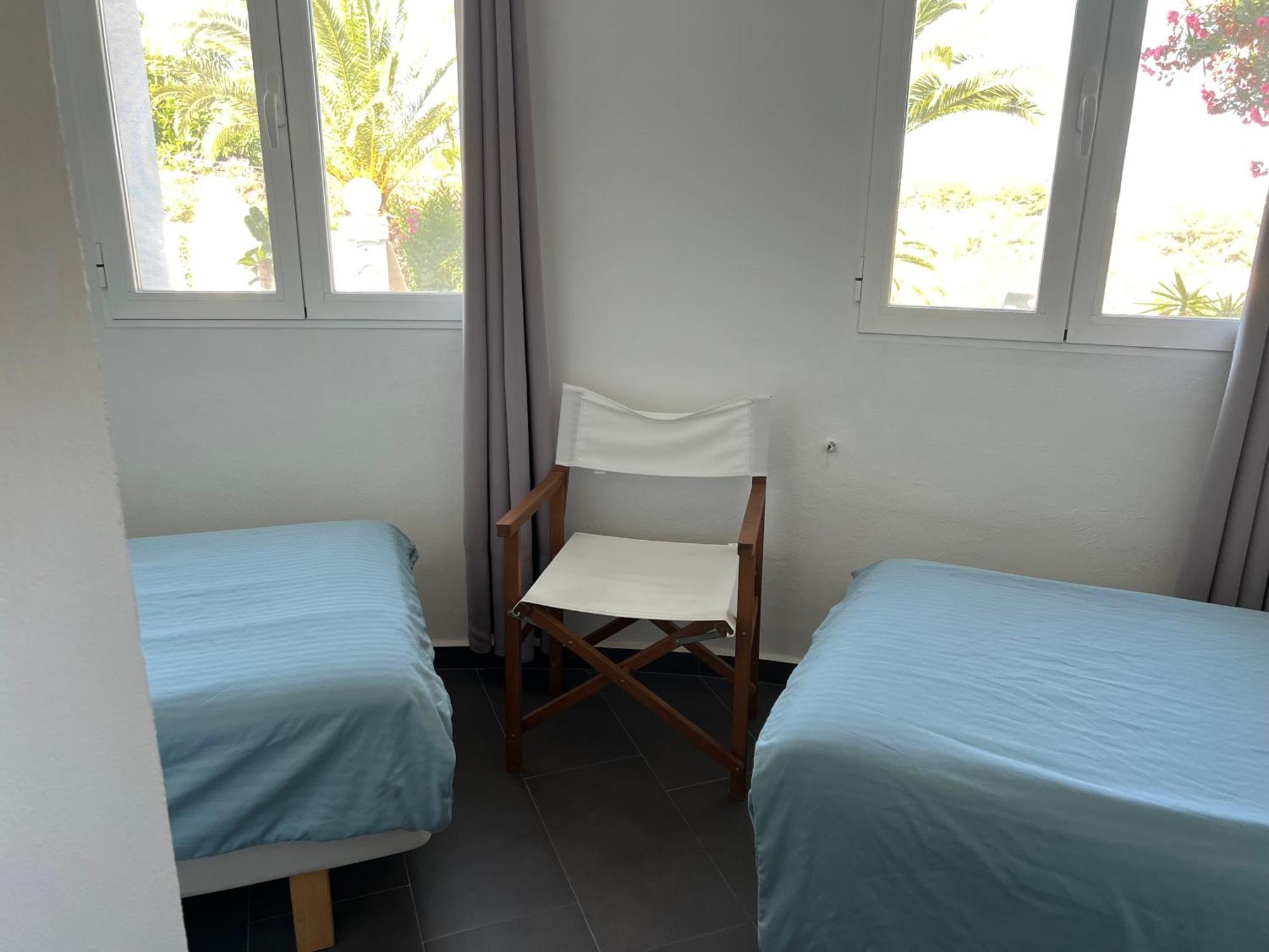 Villa El Loto Blanco Beautiful Apartment For Rent. เบนิสซา ภายนอก รูปภาพ